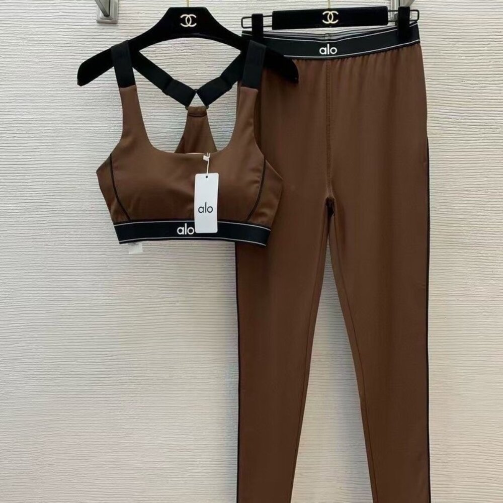 Women's ALO Yoga sportswear set (tank top + sports pants) M